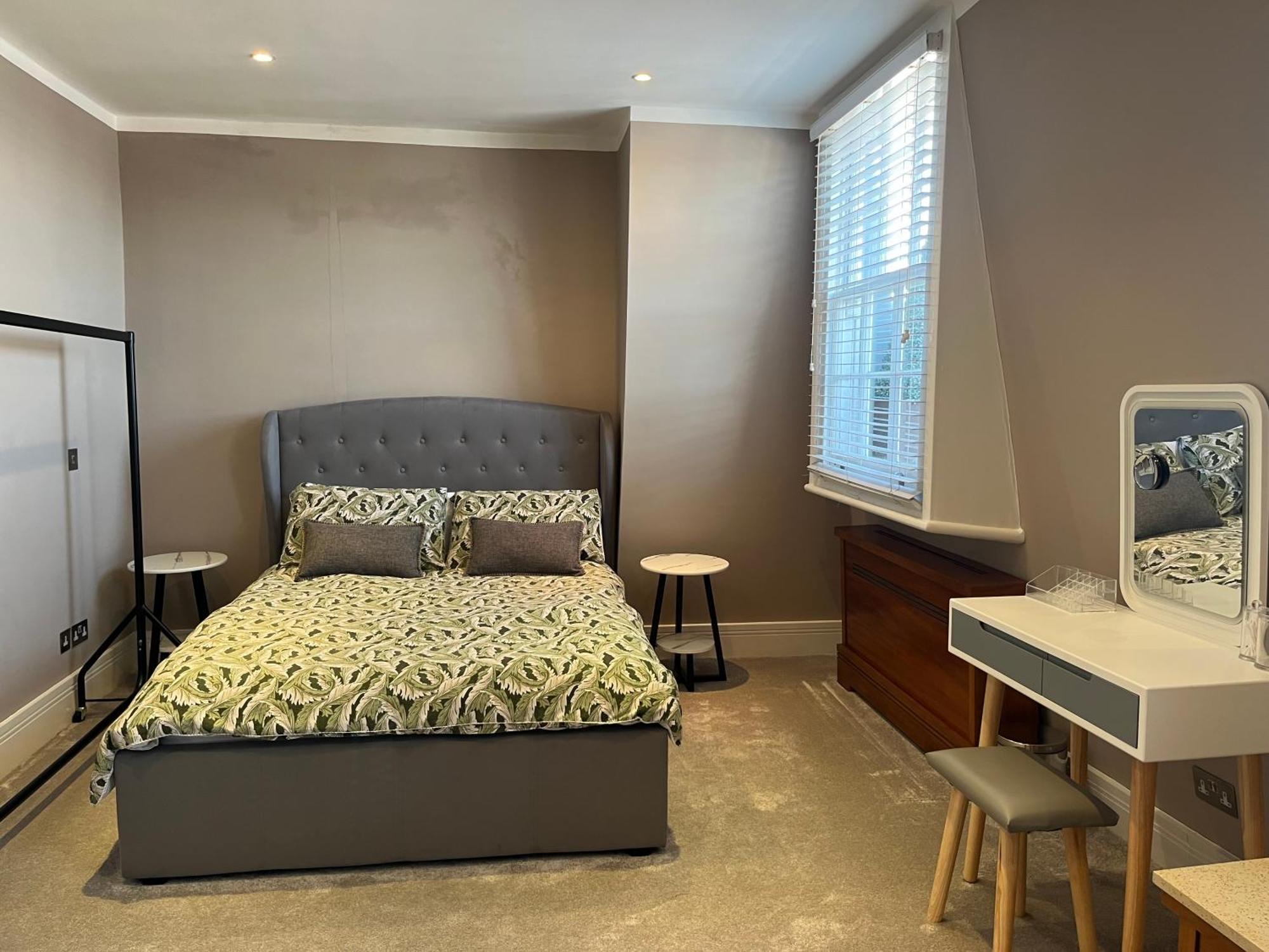 Mansion Queensberry London Exteriör bild